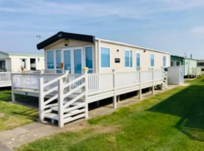 Cosy caravans Meadow view